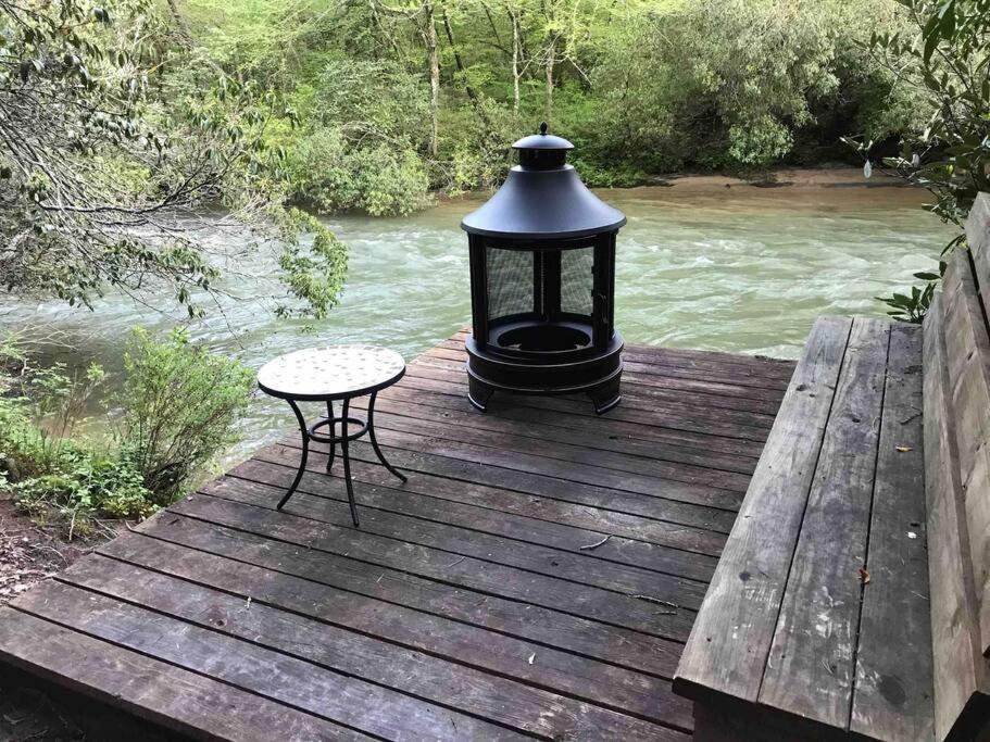 Cabin Fever On Cartecay River Ellijay Εξωτερικό φωτογραφία
